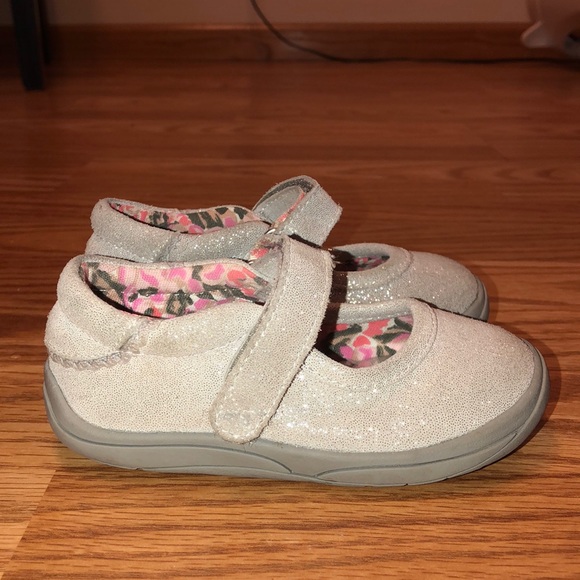 Tucker + Tate Other - Tucker + Tate Silver Sparkle Mary Janes.